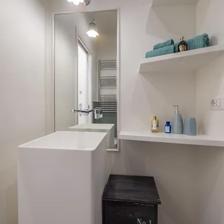 Apartment Modern & Cozy In Garibaldi - Brera Area By Rentopolis