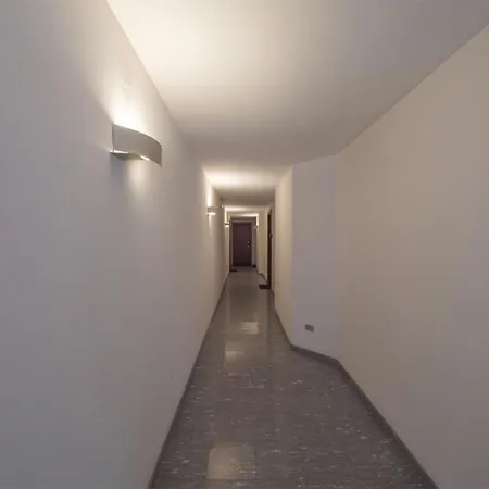 Modern & Cozy In Garibaldi - Brera Area By Rentopolis Milan